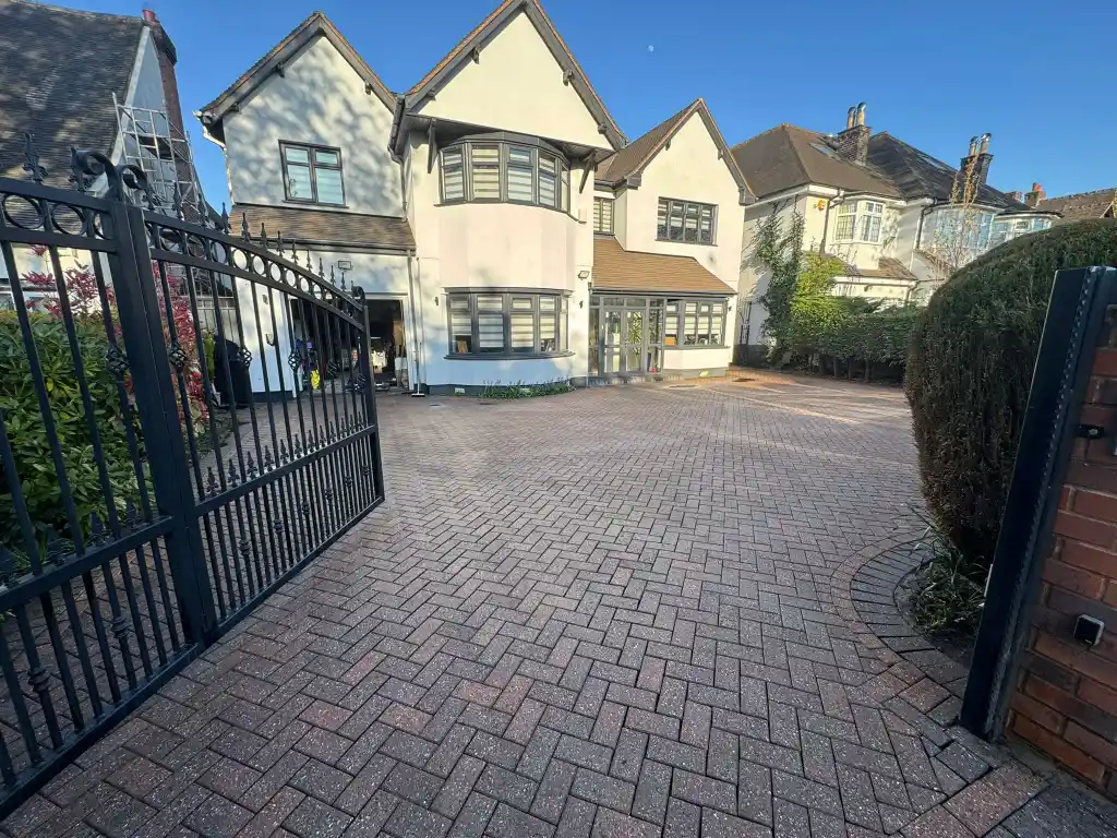 house exterior cleaning